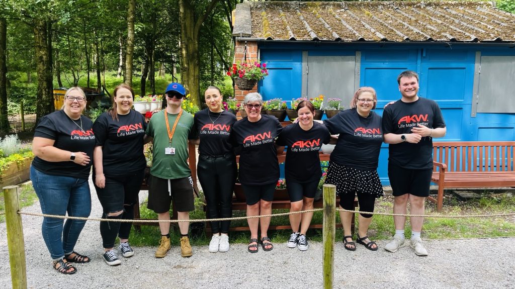 AKW Volunteer to Paint Petty Pool Green! Featured Image